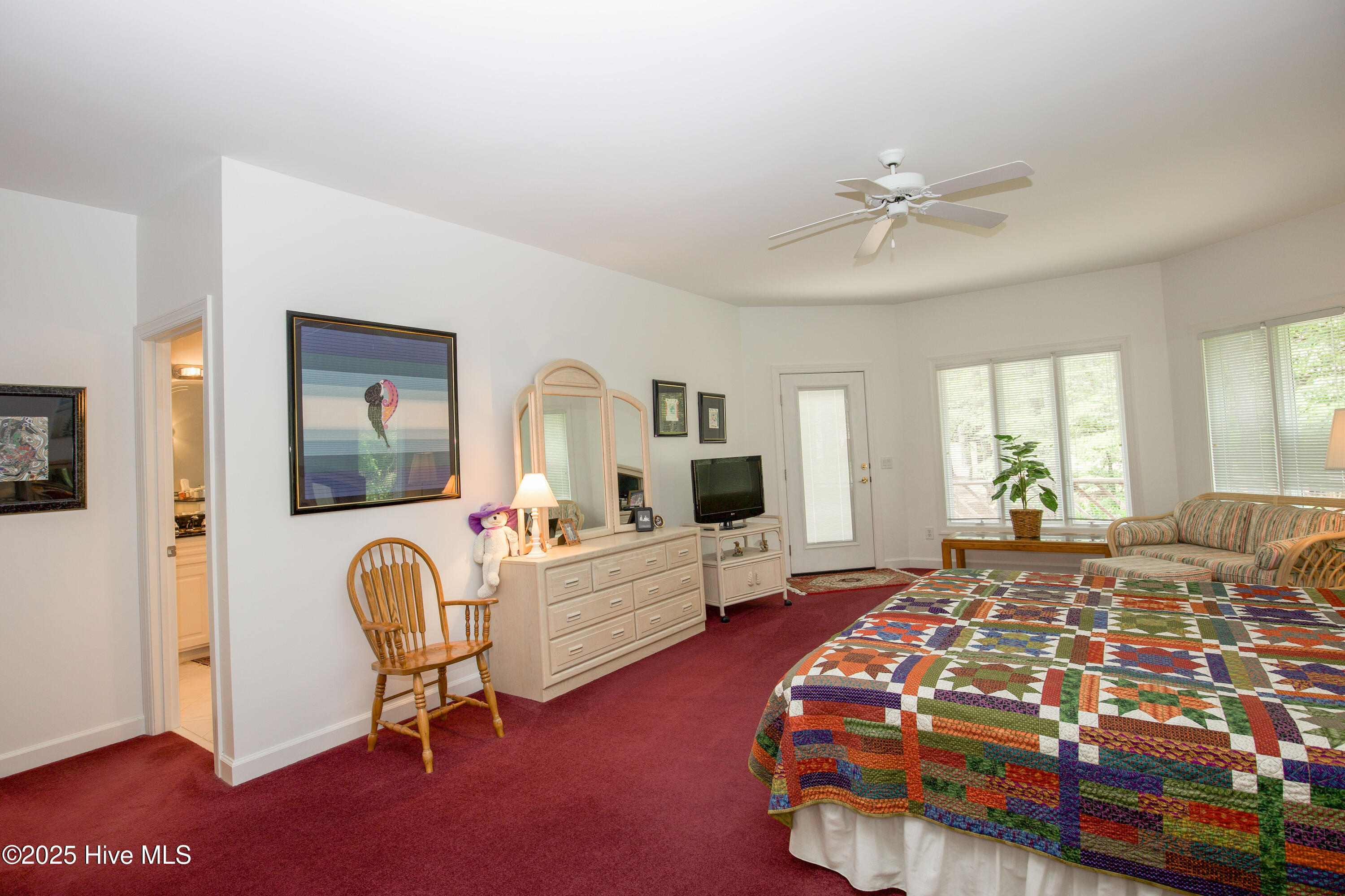 17 Troon Drive Pinehurst, NC 28374 - Photo 57 of 105 Primary Bedroom w/en-suite
