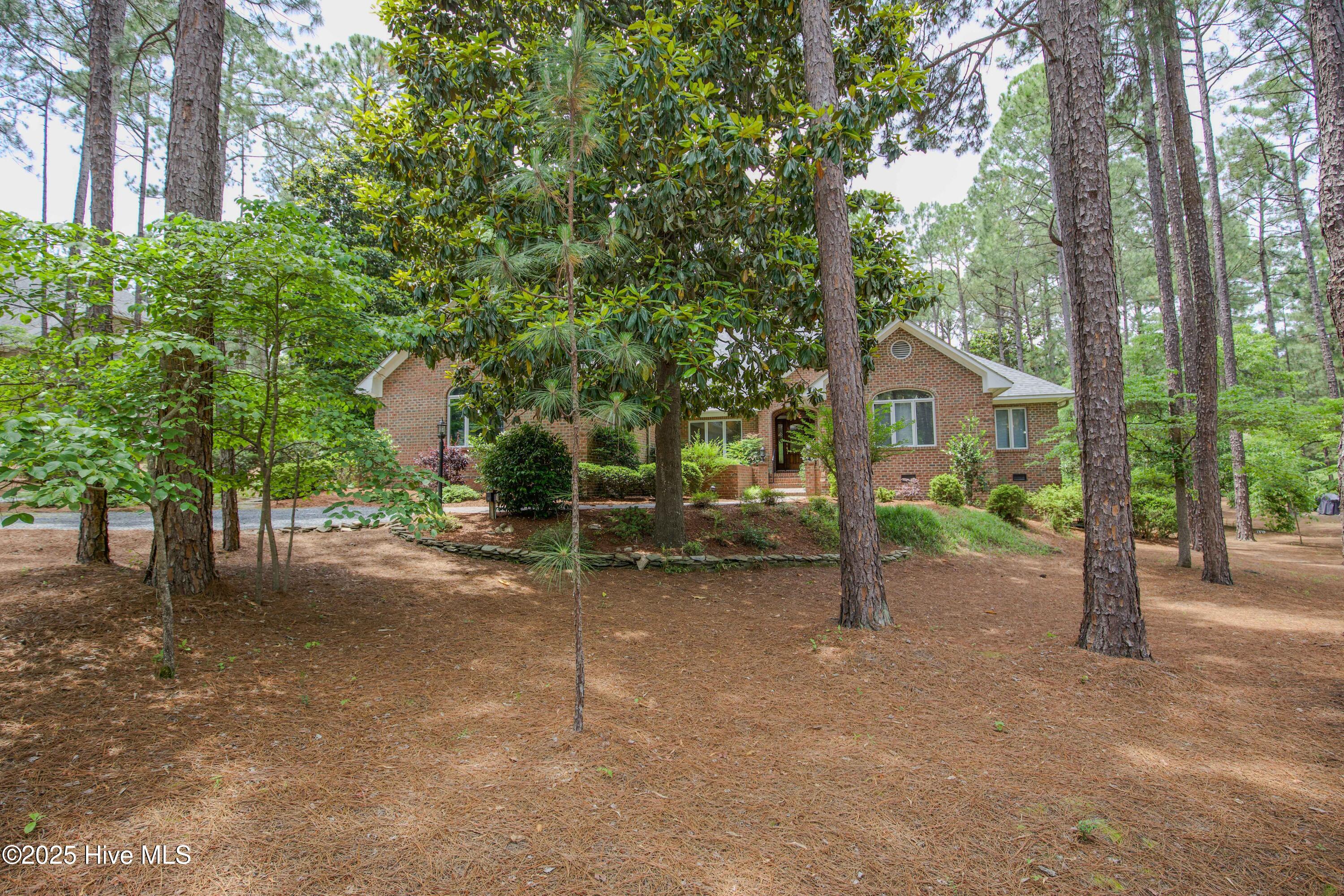 17 Troon Drive Pinehurst, NC 28374 - Photo 93 of 105 Front yard