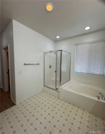 $3,700 | 41090 Arron Court, Murrieta, CA 92562