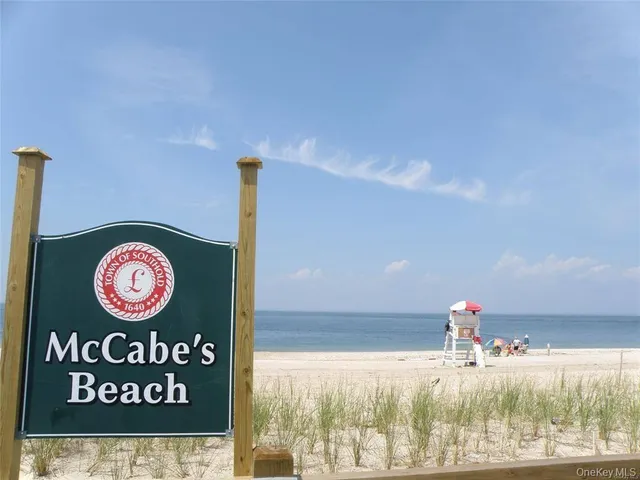 $3,250 | 475 Youngs Avenue, Unit C, Southold, NY 11971