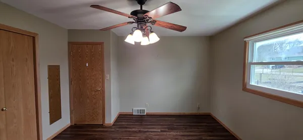 $349,900 | 925 Riverview Drive, Valley City, ND 58072