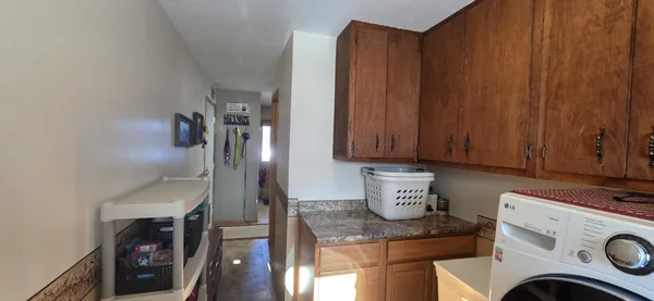 $359,900 | 925 Riverview Drive, Valley City, ND 58072