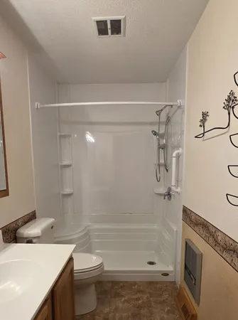 $349,900 | 925 Riverview Drive, Valley City, ND 58072