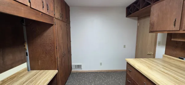 $349,900 | 925 Riverview Drive, Valley City, ND 58072