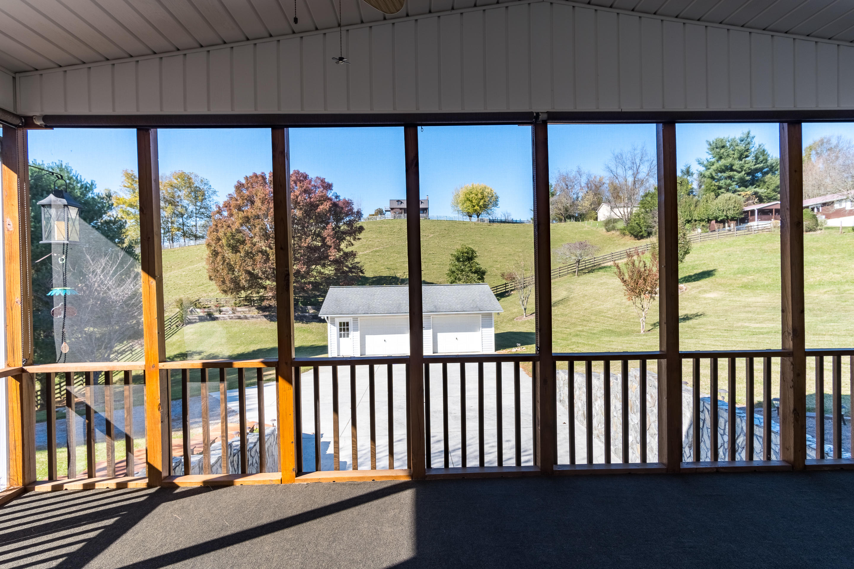 911 V I Ranch Road Bristol, TN 37620 - Photo 48 of 50 interior-29 (1)