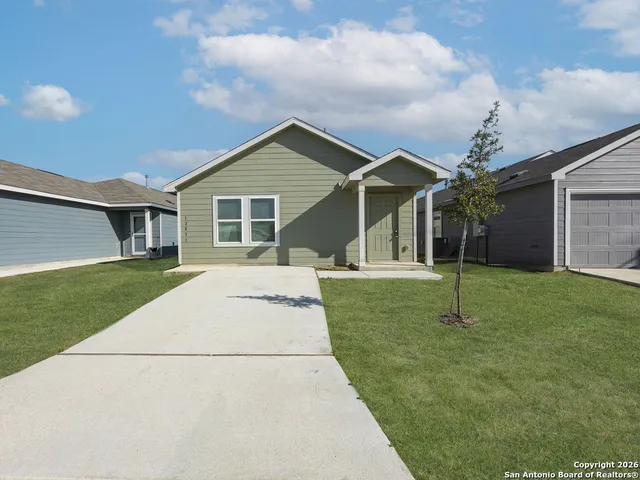 $1,375 | 12831 Chinali Springs, St. Hedwig, TX 78152