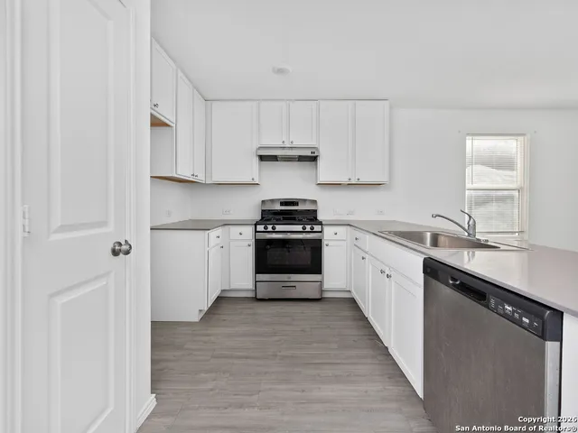 $1,375 | 12831 Chinali Springs, St. Hedwig, TX 78152