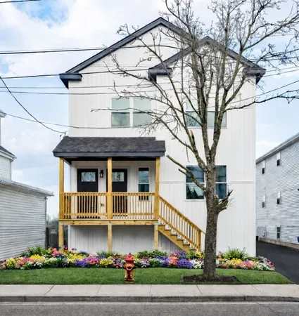 $699,000 | 39 Douglas Avenue, Providence, RI 02908