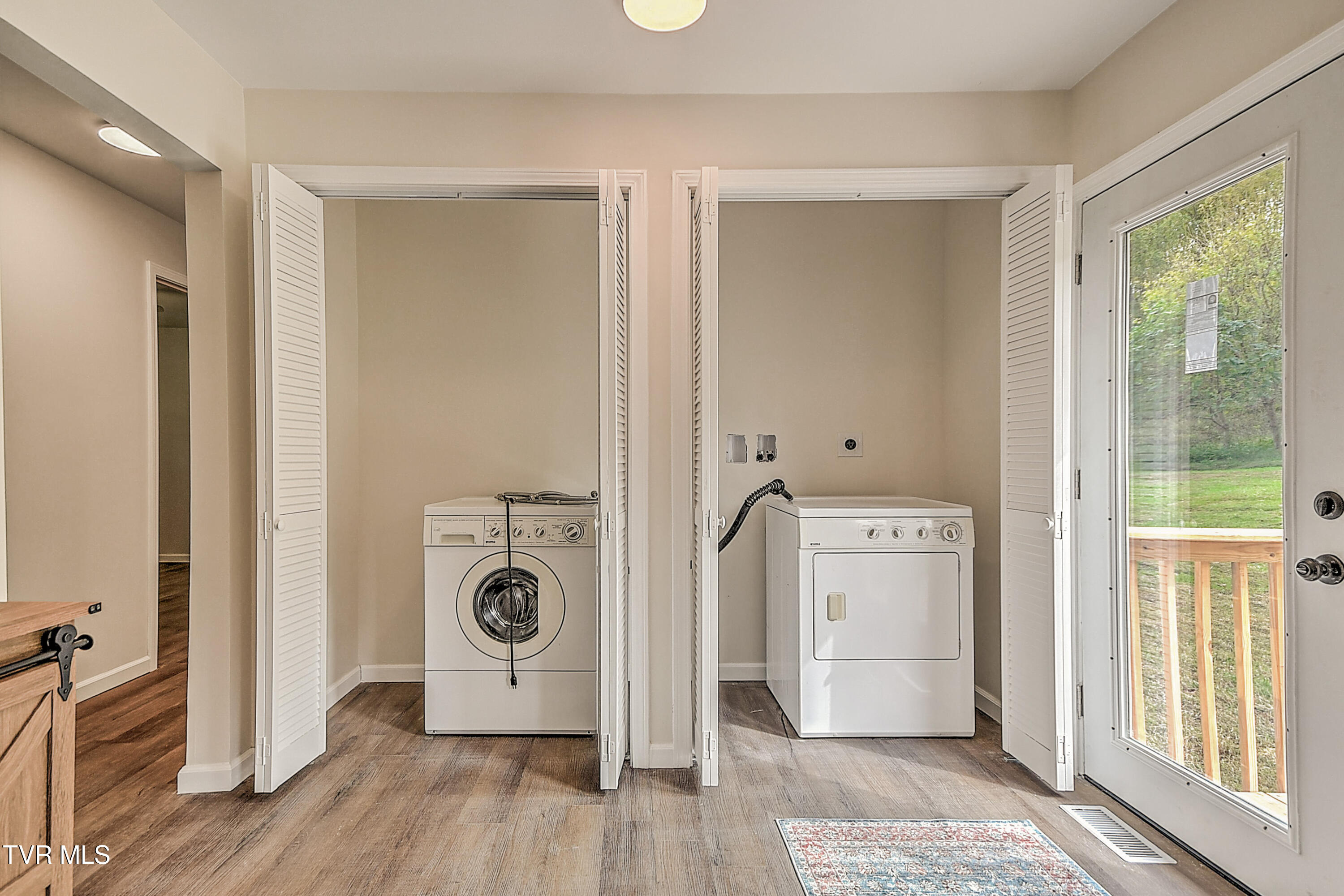 1091 Shipley Ferry Road Blountville, TN 37617 - Photo 14 of 44 1091 Shipley Ferry RF-17