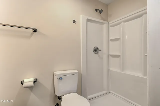 $369,900 | 1091 Shipley Ferry Road, Blountville, TN 37617