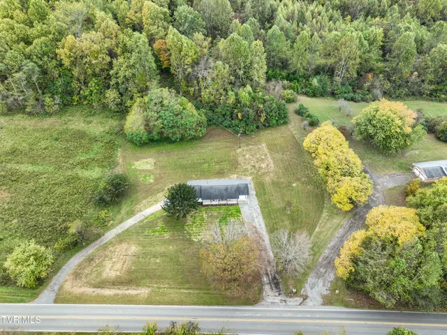 $369,900 | 1091 Shipley Ferry Road, Blountville, TN 37617