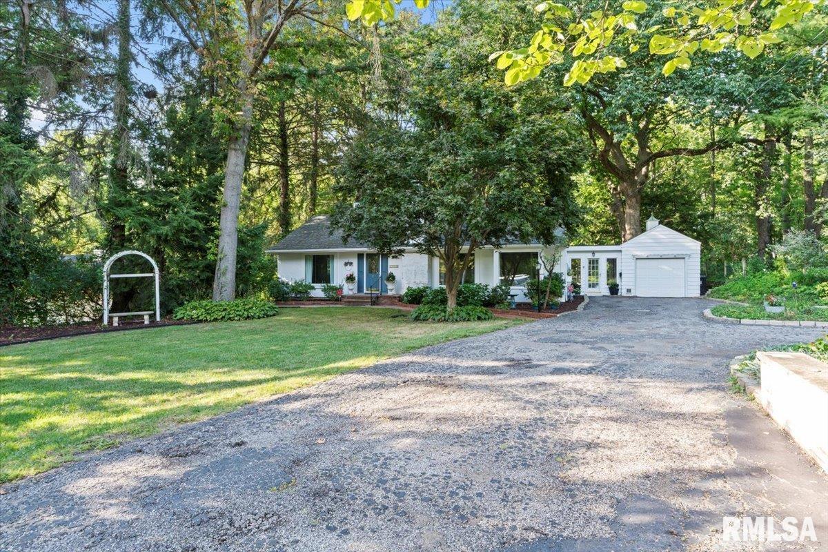 1721 Cherry Road Springfield, IL 62704 - Photo 5 of 33