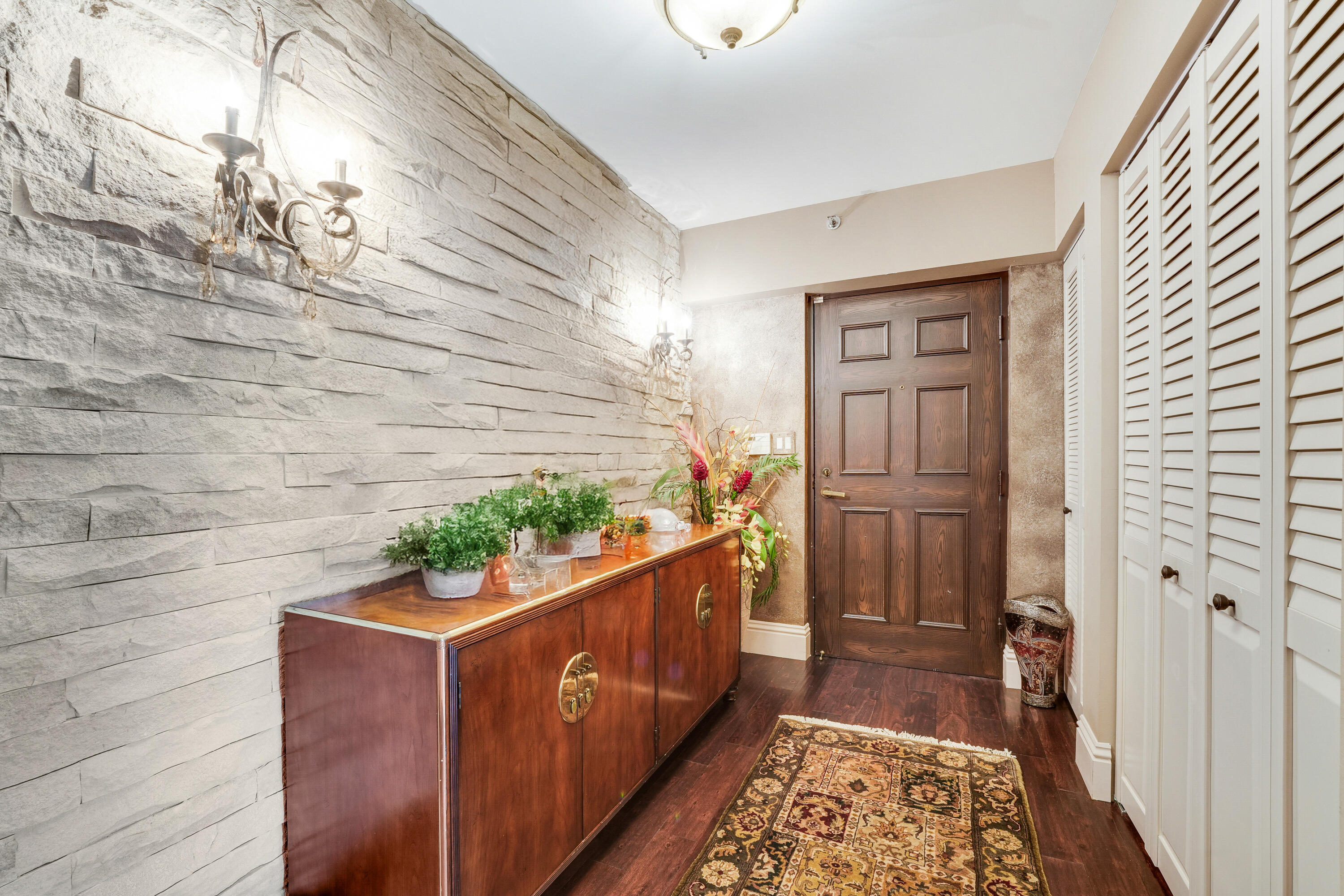 7567 Imperial Drive, Unit 402 Boca Raton, FL 33433 - Photo 2 of 39 Foyer