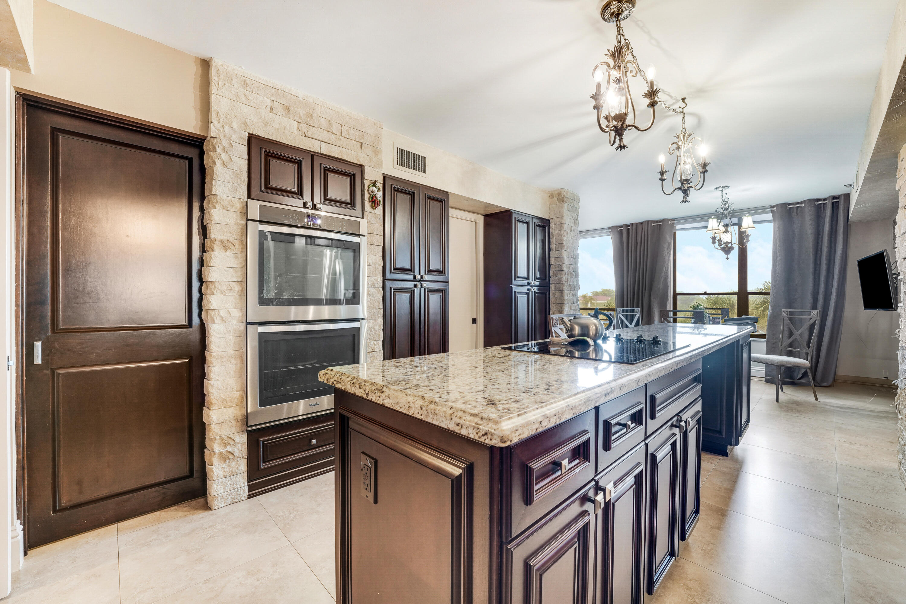 7567 Imperial Drive, Unit 402 Boca Raton, FL 33433 - Photo 7 of 39 House-9