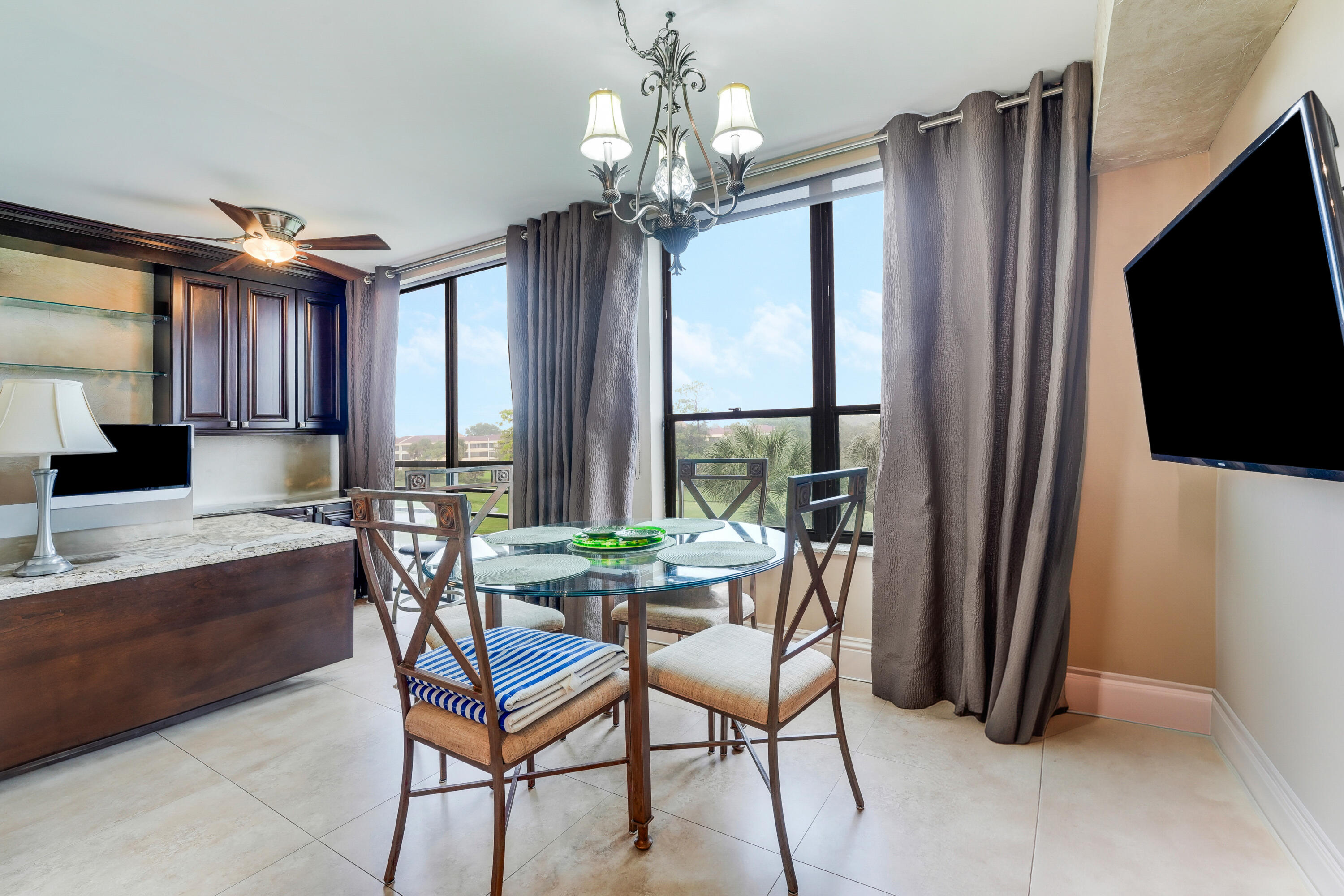 7567 Imperial Drive, Unit 402 Boca Raton, FL 33433 - Photo 8 of 39 House-10