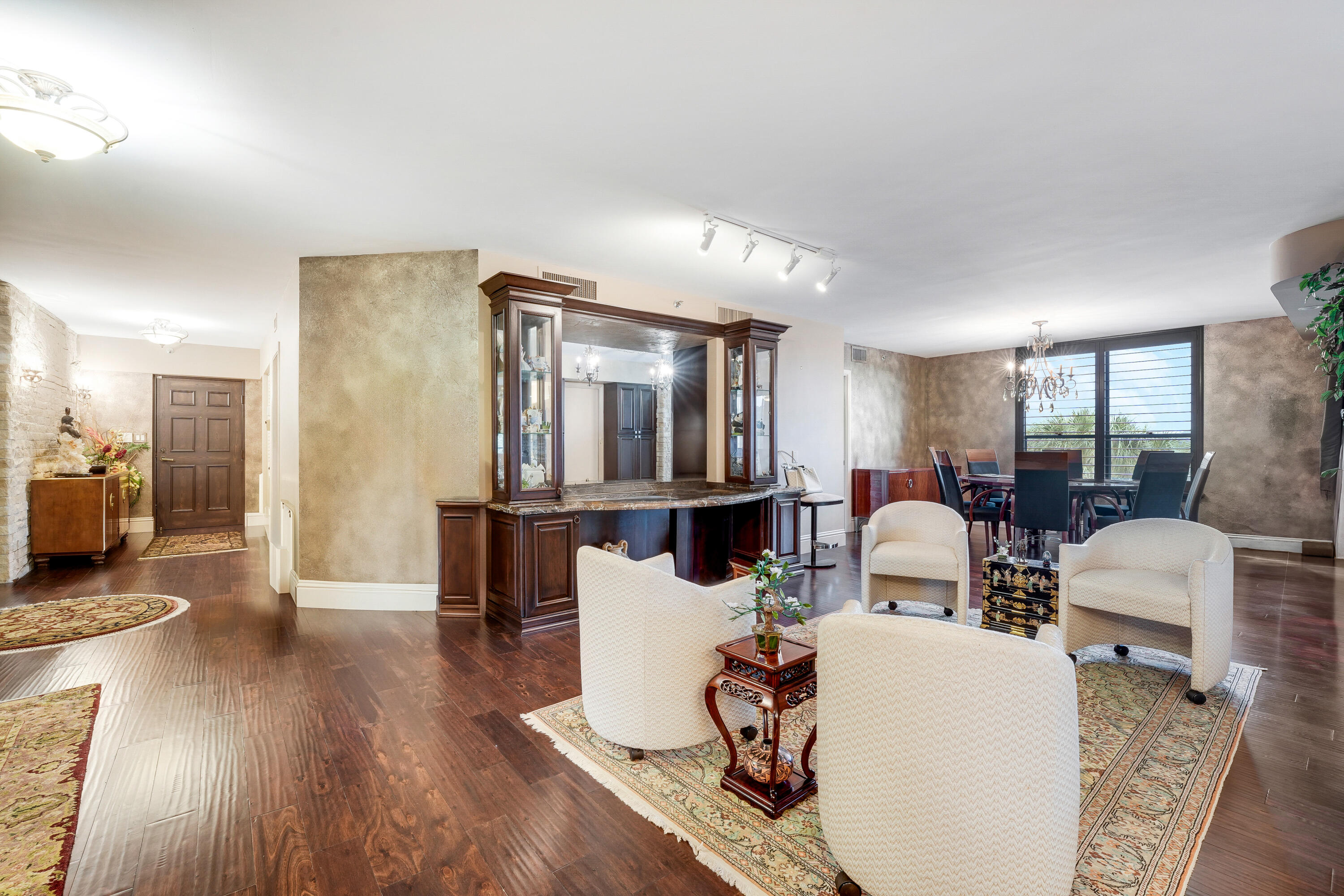 7567 Imperial Drive, Unit 402 Boca Raton, FL 33433 - Photo 10 of 39 House-12