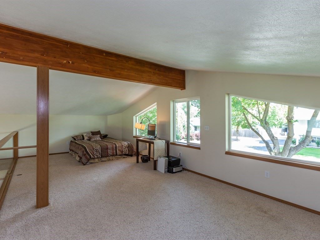 1421 North Bessie Road Spokane Valley, WA 99212 - Photo 8 of 20