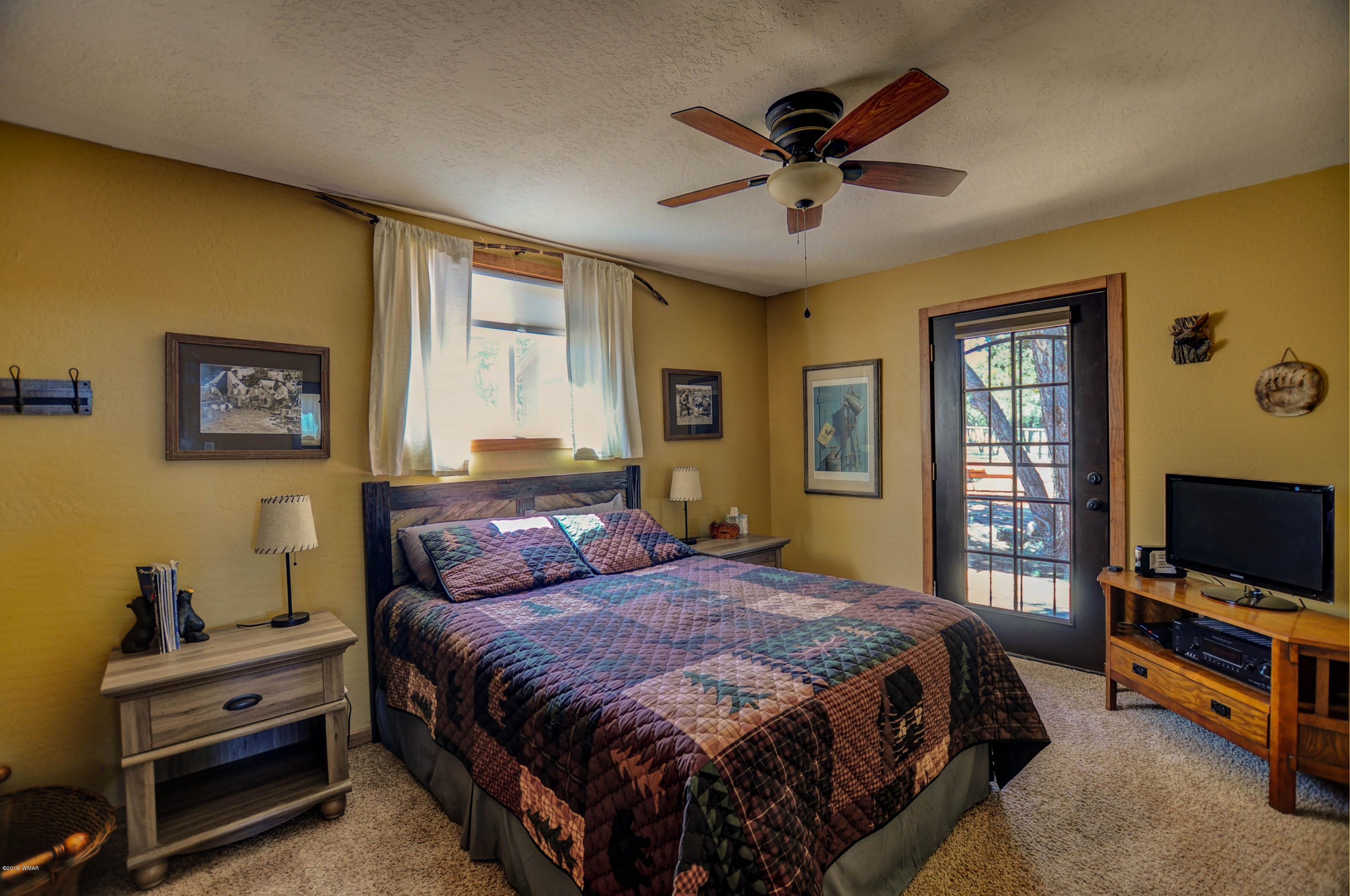 3131 Aspen Road Overgaard, AZ 85933 - Photo 14 of 27