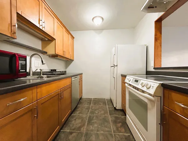 $1,650 | 2300 Southeast 2nd Street, Pompano Beach, FL 33062