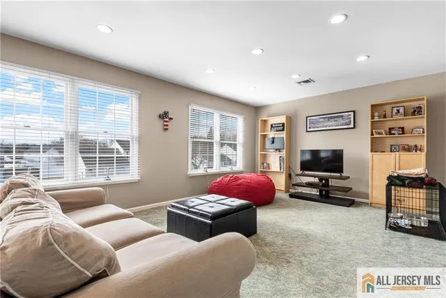 $925,000 | 6 Surrey Drive, Old Bridge, NJ 08857