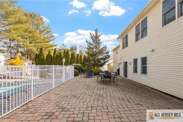 $925,000 | 6 Surrey Drive, Old Bridge, NJ 08857