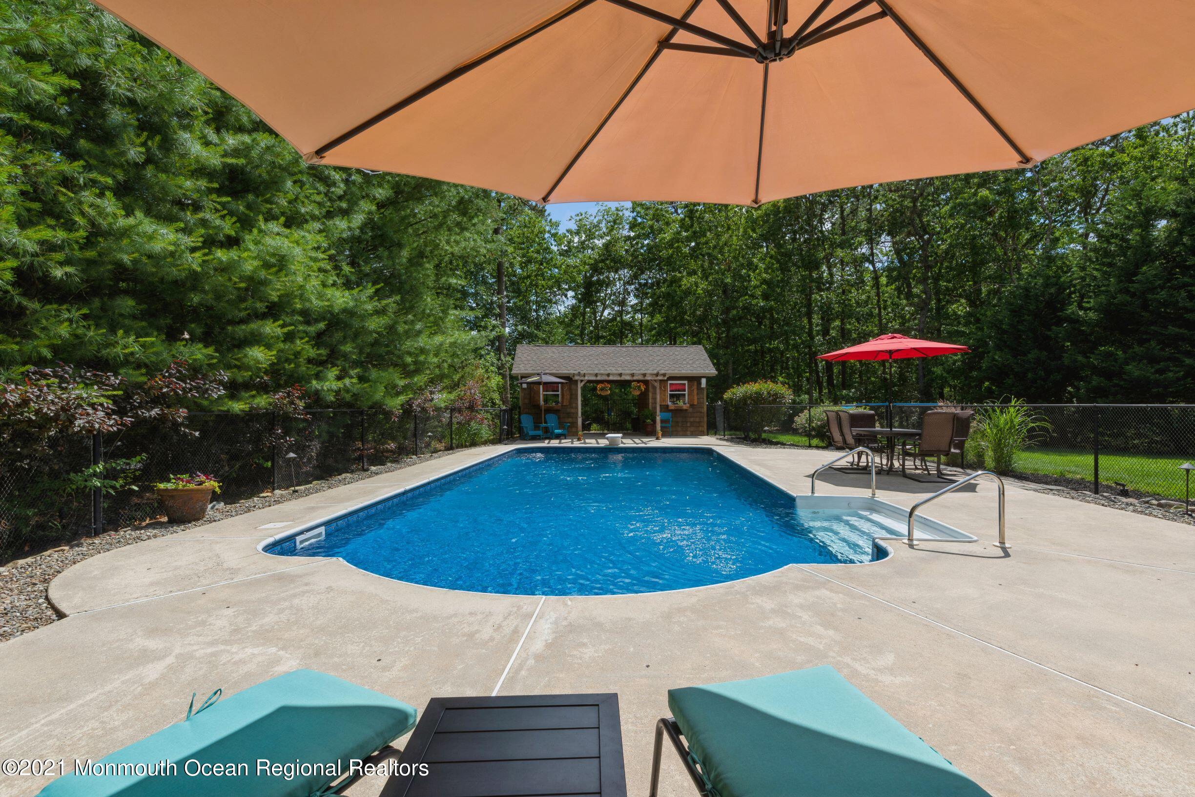 174 Mary Bell Road Manahawkin, NJ 08050 - Photo 16 of 25 gailpool2