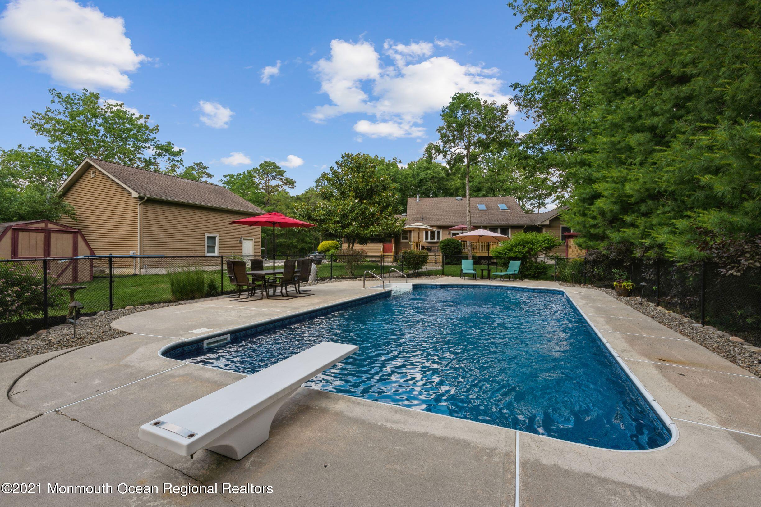 174 Mary Bell Road Manahawkin, NJ 08050 - Photo 19 of 25 gailpool3