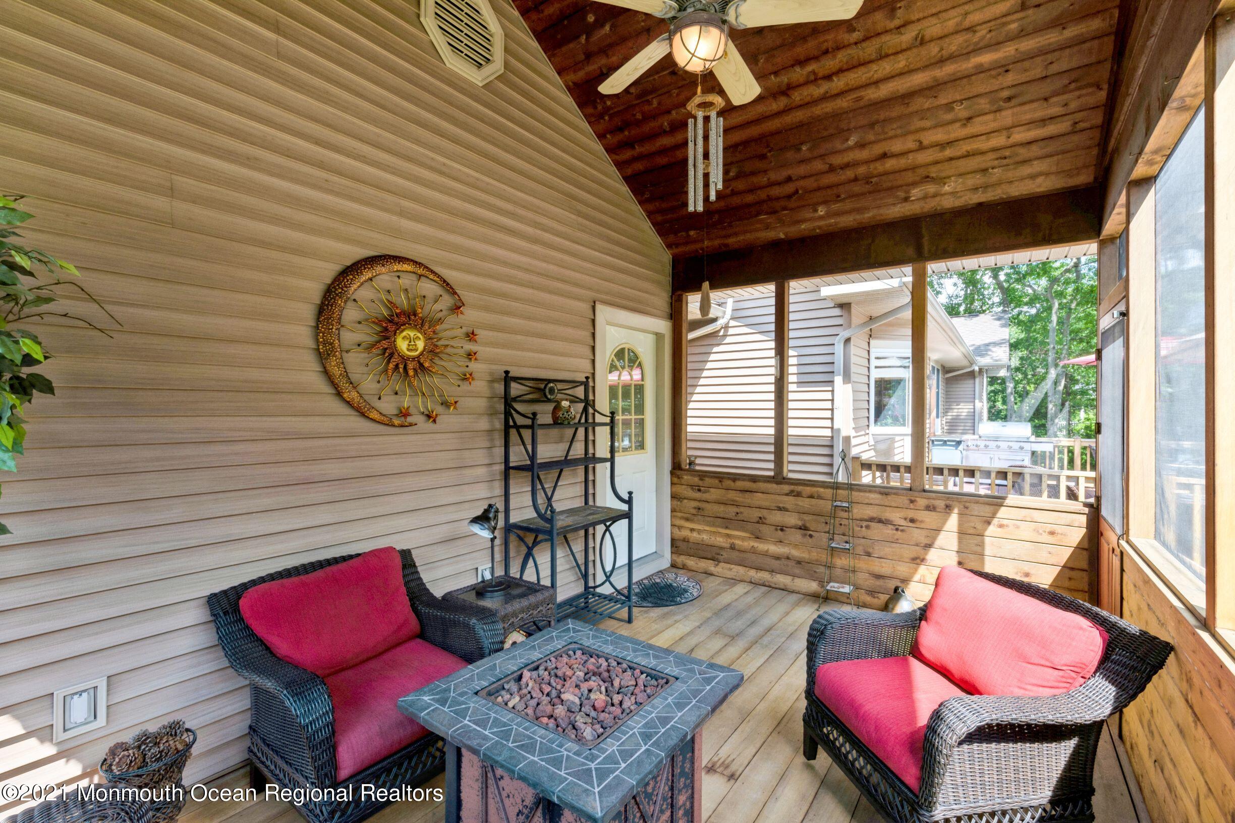 174 Mary Bell Road Manahawkin, NJ 08050 - Photo 20 of 25 gailporch