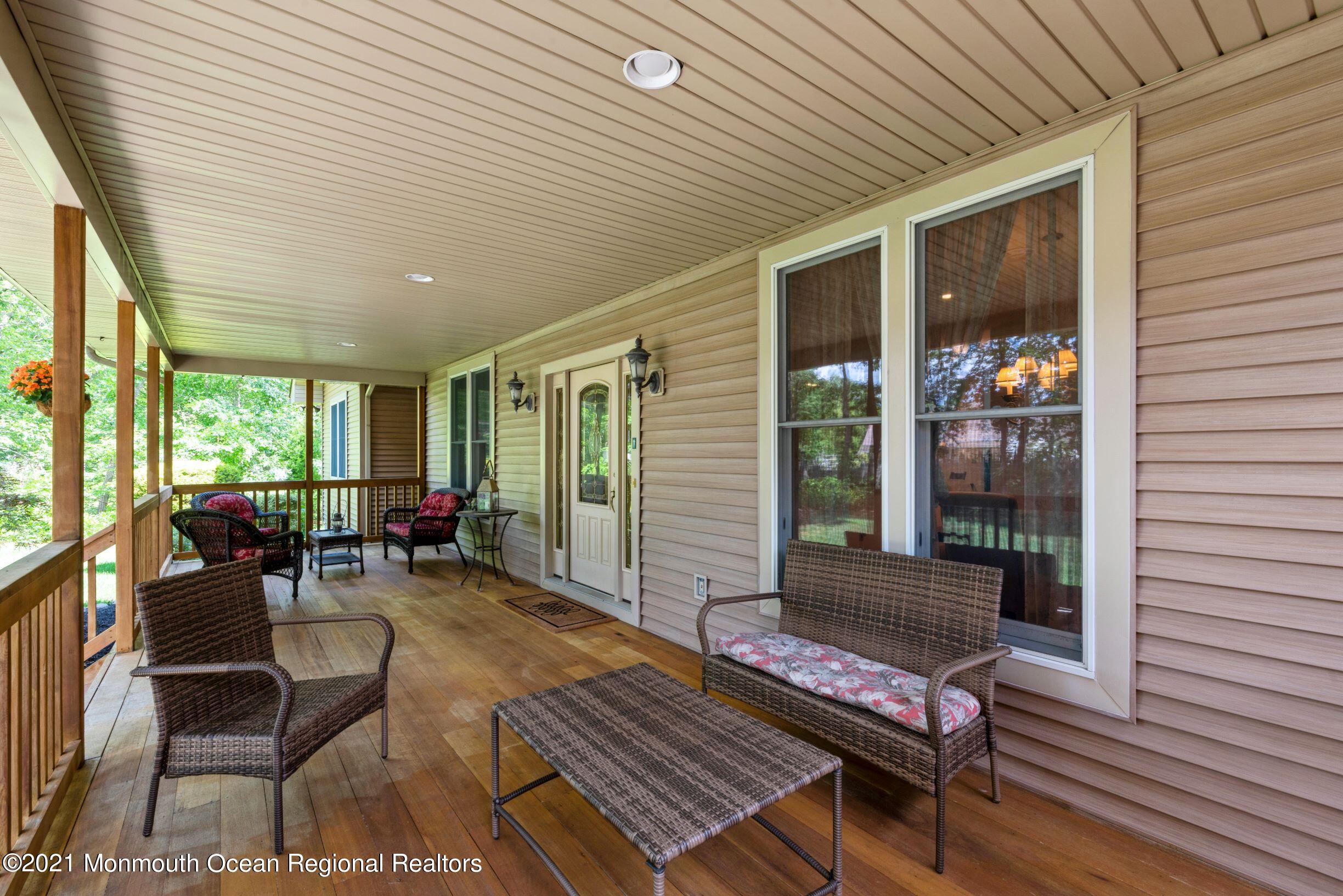 174 Mary Bell Road Manahawkin, NJ 08050 - Photo 3 of 25 gaildeck