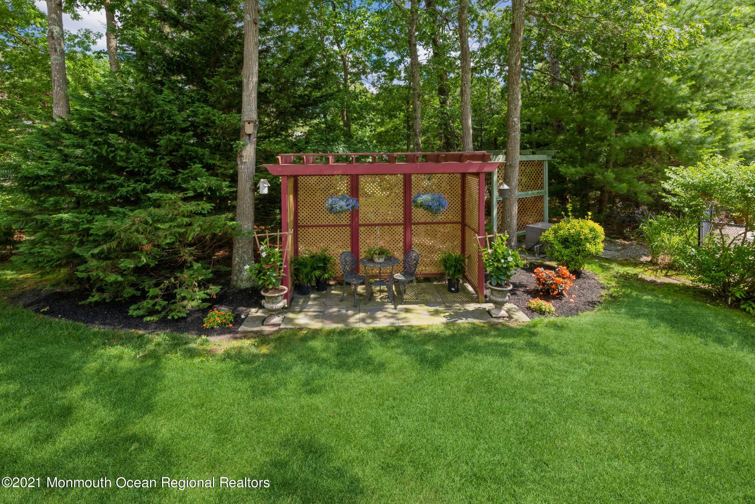 174 Mary Bell Road Manahawkin, NJ 08050 - Photo 22 of 25 gailyard3
