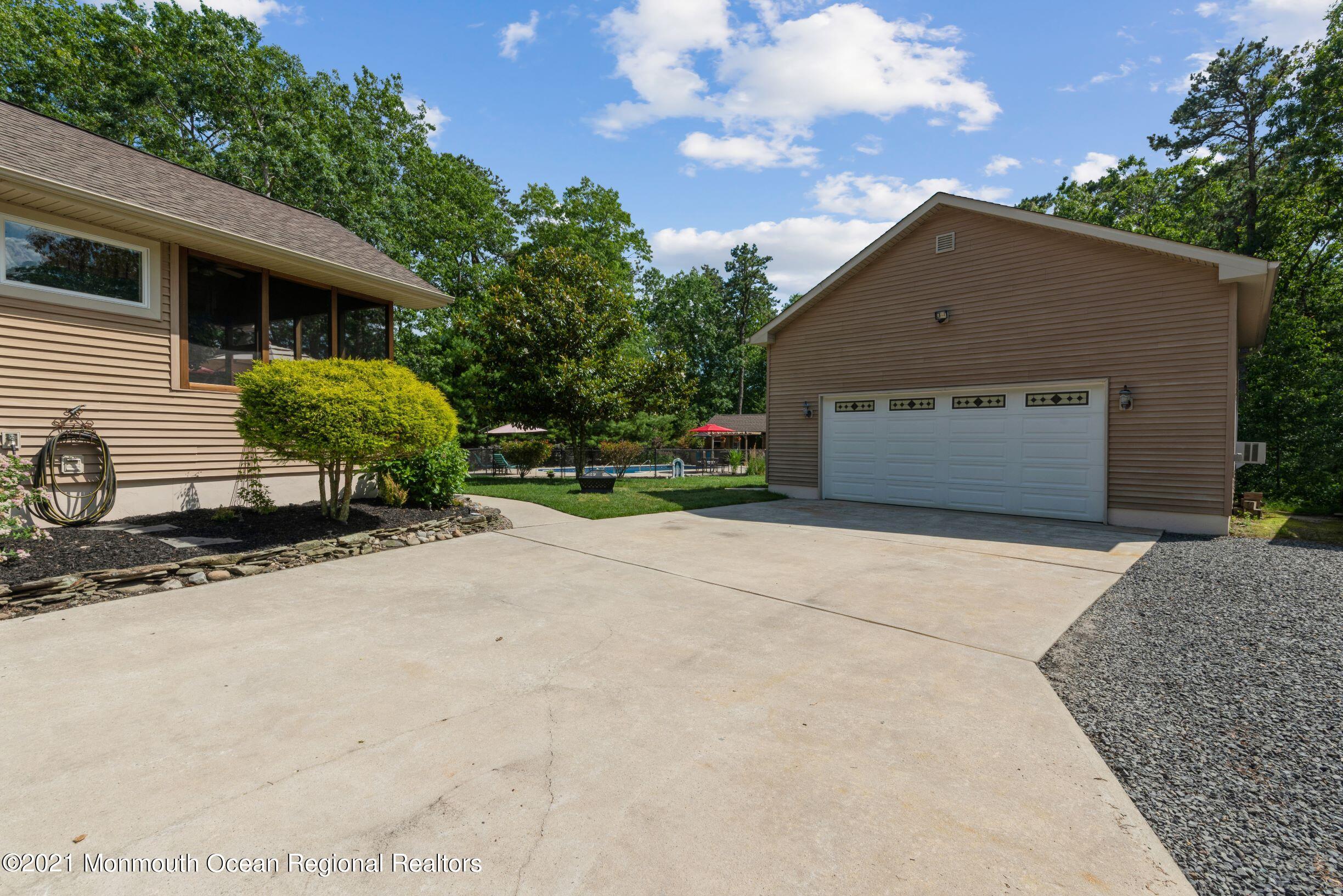 174 Mary Bell Road Manahawkin, NJ 08050 - Photo 23 of 25 gailgar3