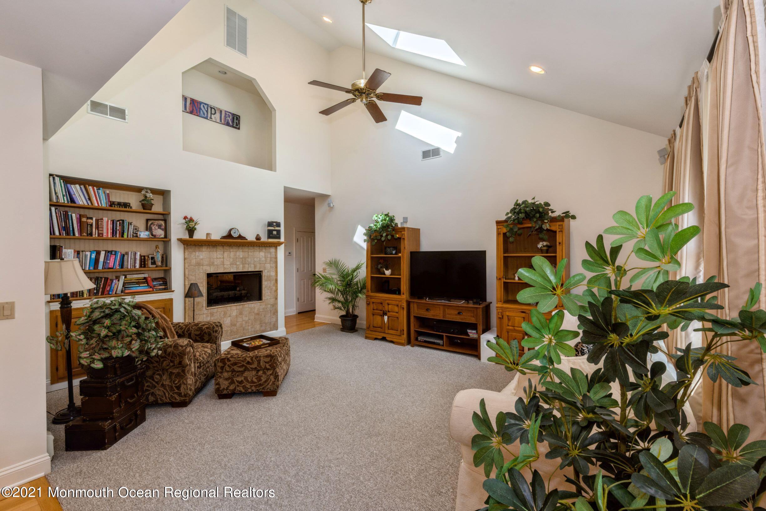 174 Mary Bell Road Manahawkin, NJ 08050 - Photo 10 of 25 gailfam