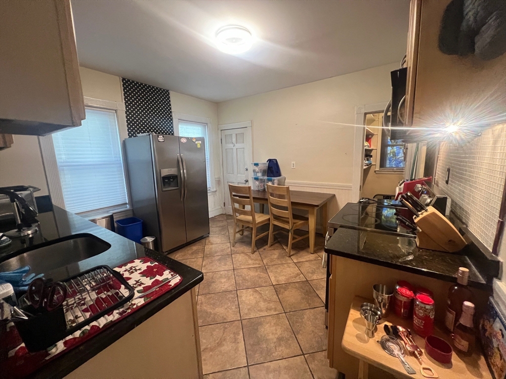 85 Draper Street, Unit 1 Boston, MA 02122 - Photo 4 of 8