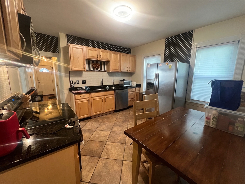 85 Draper Street, Unit 1 Boston, MA 02122 - Photo 5 of 8