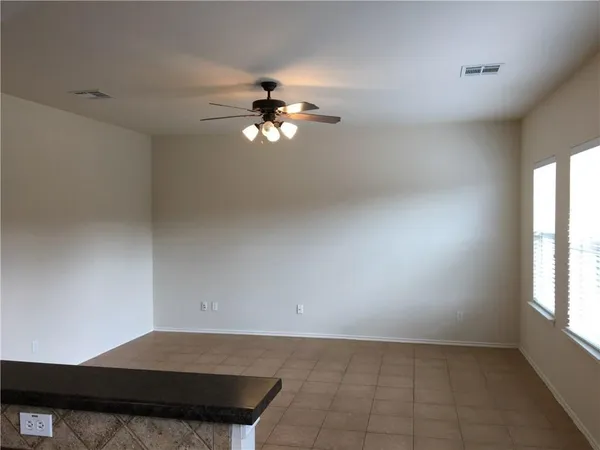 $2,275 | 3523 Shiraz Loop, Round Rock, TX 78665