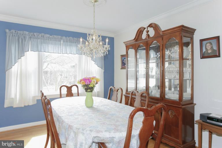 11503 Nairn Road Silver Spring, MD 20902 - Photo 4 of 24 Dining Room