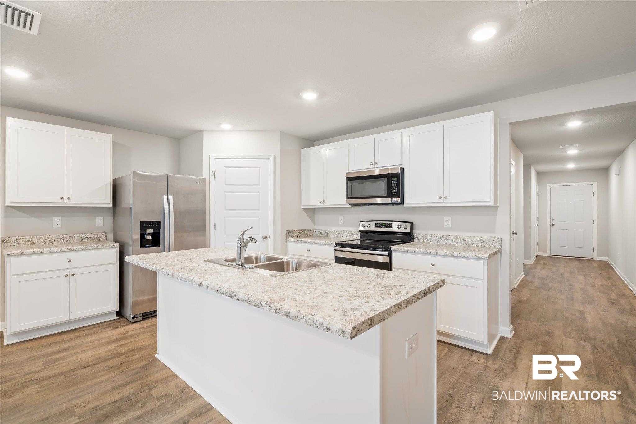 8112 Colleton Drive North Semmes, AL 36575 - Photo 2 of 22