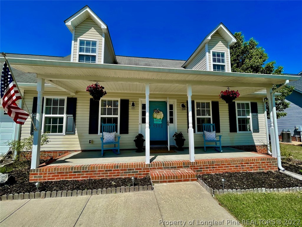 5512 Rising Ridge Drive Hope Mills, NC 28348 - Photo 3 of 28 Gallery Image 3