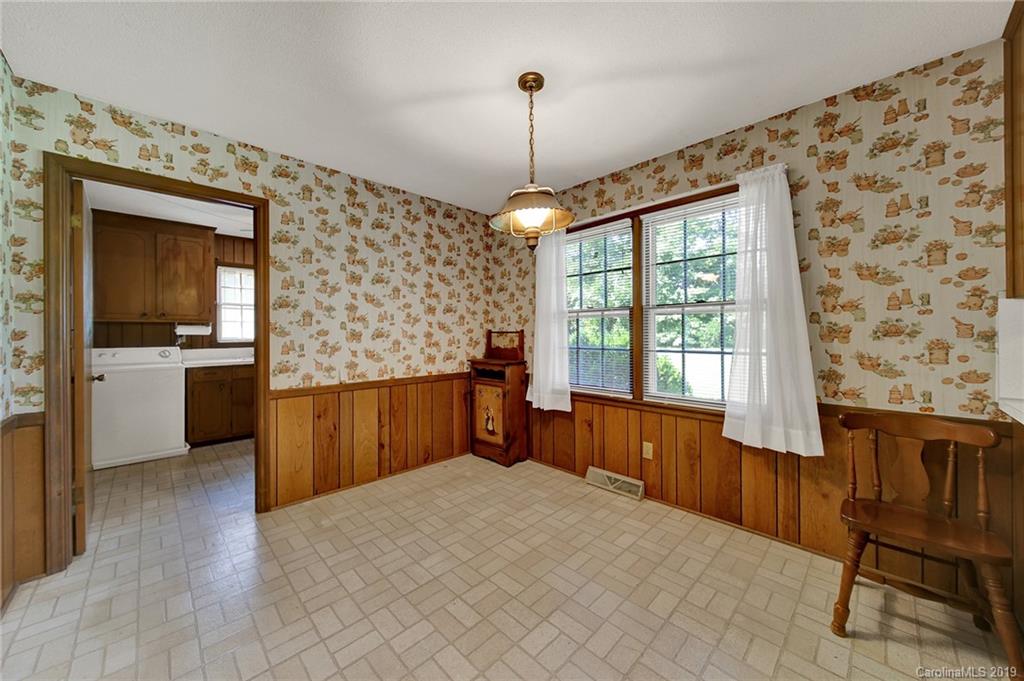 11501 Kennewick Road Charlotte, NC 28216 - Photo 13 of 48 Gallery Image 13