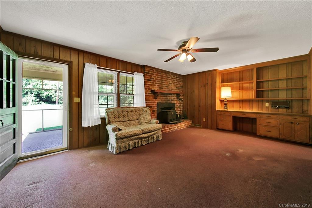 11501 Kennewick Road Charlotte, NC 28216 - Photo 18 of 48 Gallery Image 18