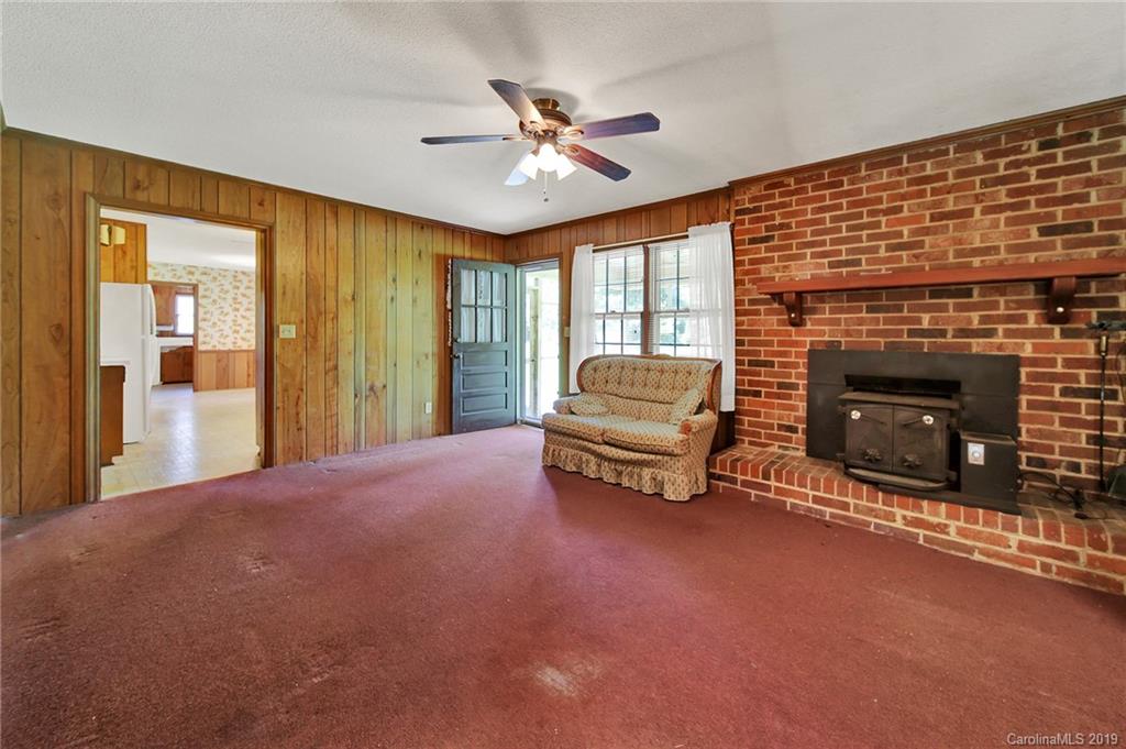 11501 Kennewick Road Charlotte, NC 28216 - Photo 21 of 48 Gallery Image 21