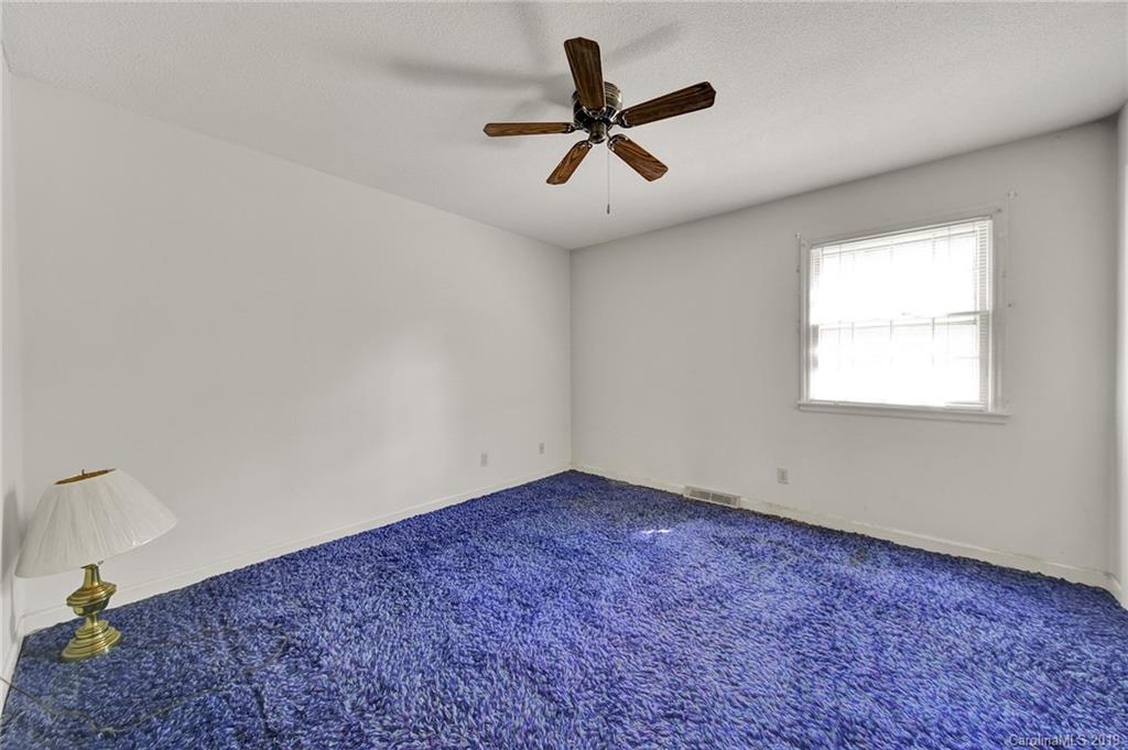 11501 Kennewick Road Charlotte, NC 28216 - Photo 23 of 48 Gallery Image 23
