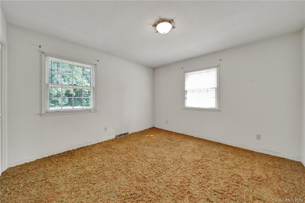 11501 Kennewick Road Charlotte, NC 28216 - Photo 25 of 48 Gallery Image 25