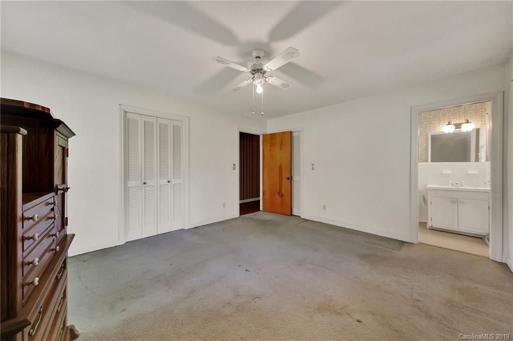 11501 Kennewick Road Charlotte, NC 28216 - Photo 29 of 48 Gallery Image 29
