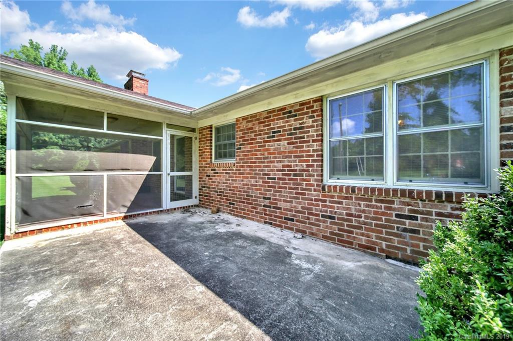 11501 Kennewick Road Charlotte, NC 28216 - Photo 35 of 48 Gallery Image 35