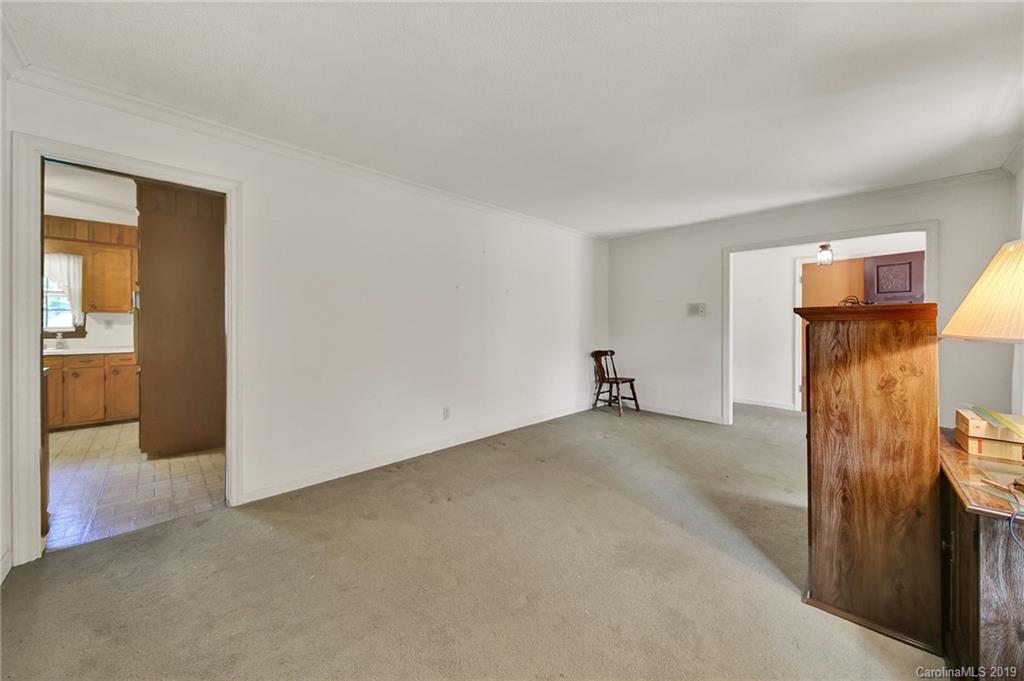 11501 Kennewick Road Charlotte, NC 28216 - Photo 8 of 48 Gallery Image 8