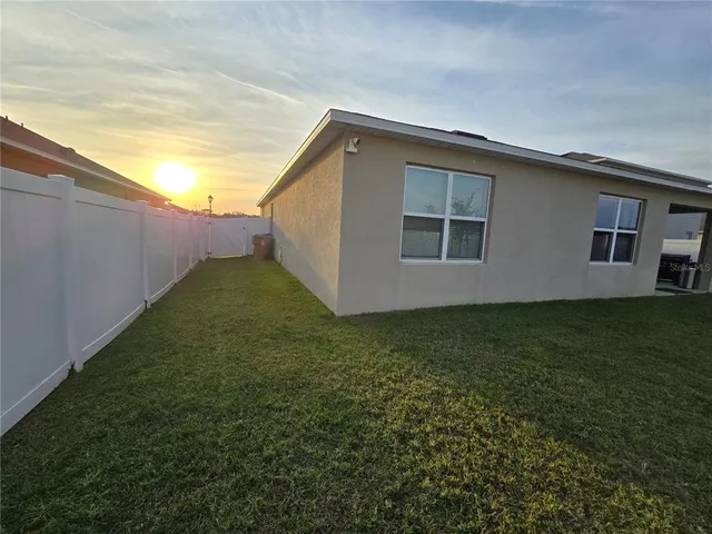 a view of a tennis court