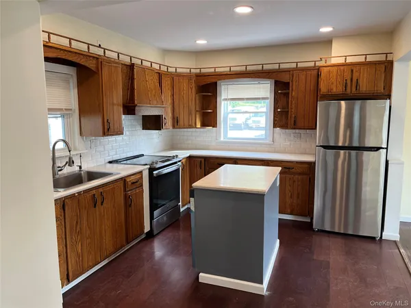 $3,600 | 711 North Division Street, Peekskill, NY 10566
