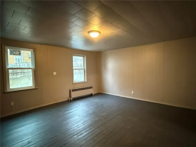 $100,000 | 121-123 Oak Avenue, Kittanning, PA 16201