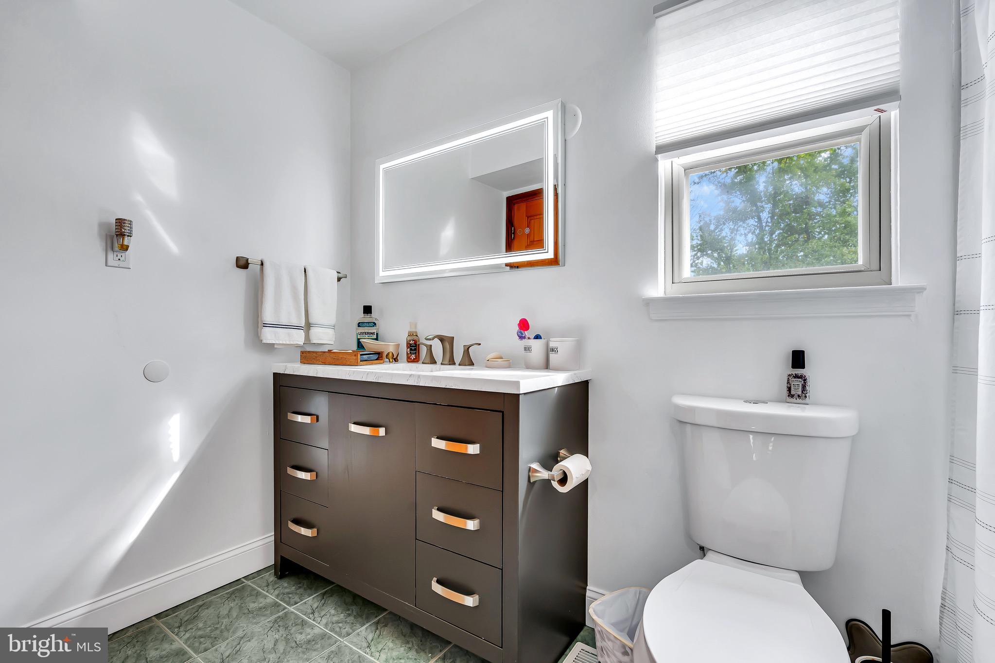42 Pelham Road Marlton, NJ 08053 - Photo 24 of 41